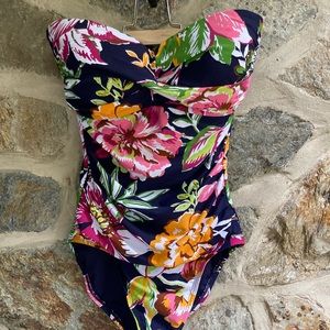 Anne Cole one piece bathing suit size 6
